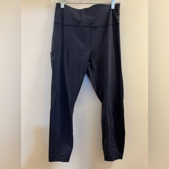 Athleta Ultimate Stash 7/8 Tight in Navy 07 - Picture 5 of 13